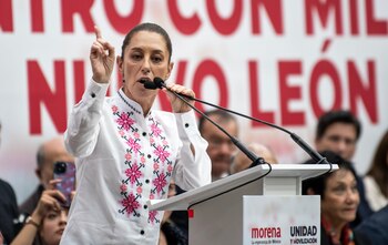 Claudia Sheinbaum mantiene la distancia