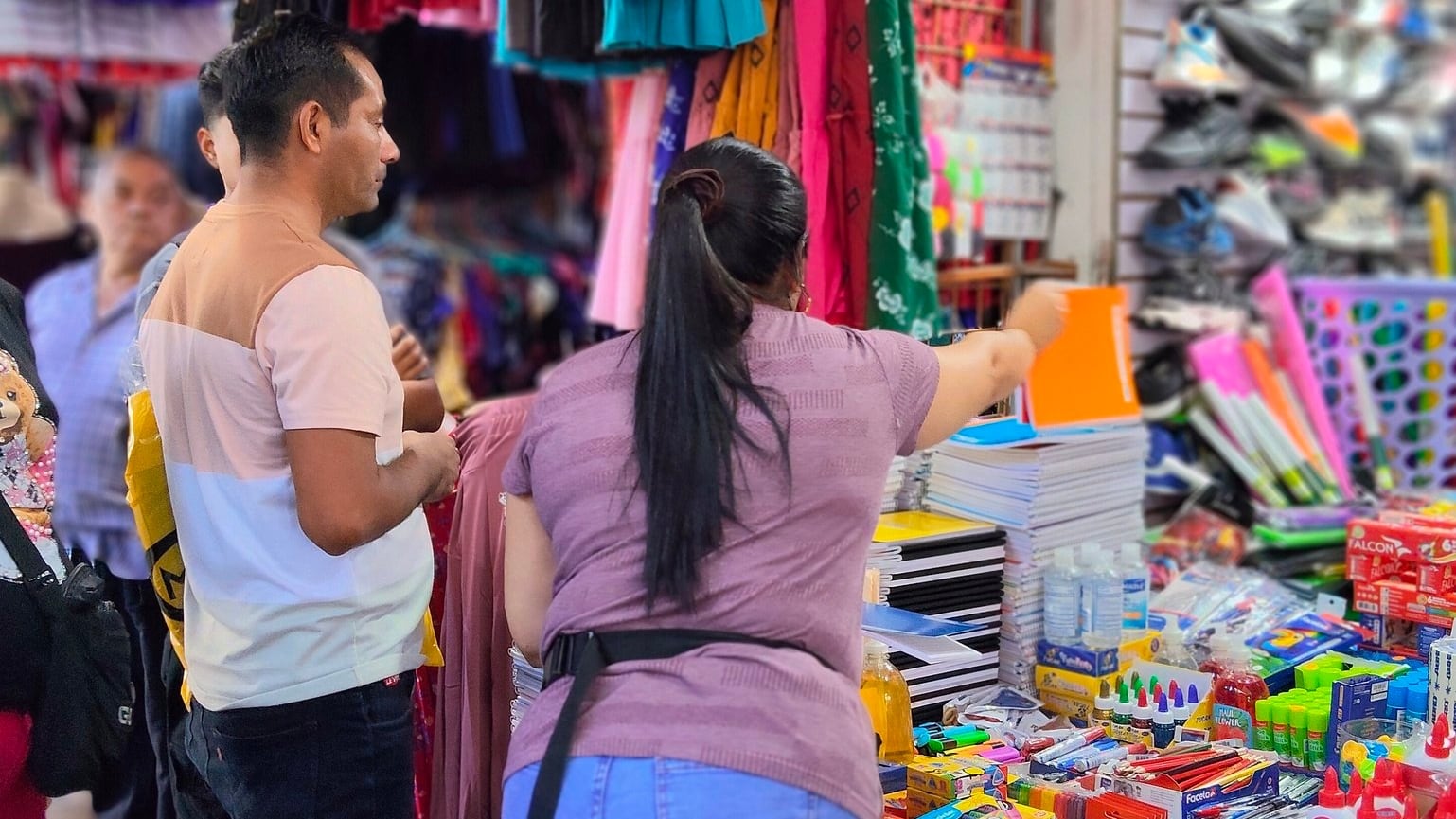 La apertura al financiamiento y la capacitación son desafíos centrales para la profesionalización del sector MYPE en El Salvador. Foto cortesía Mercados de San Salvador