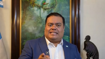 Diputado de oposición acusa al Presidente Bernardo Arévalo y denuncia amenazas: el pulso por el tope a combustibles, la cadena nacional y la crisis en Guatemala