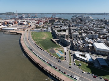 La Ciudad Vieja, el casco histórico de Montevideo que el gobierno quiere revitalizar (Presidencia)