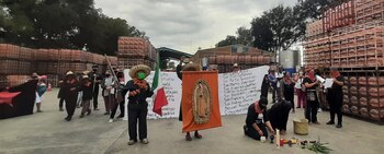 Habitantes de Juan C. Bonilla, Puebla, tomaron un pozo de Bonafont; acusaron desabasto de 29 años en sus comunidades (Foto: Twitter / @Mariomarlo)