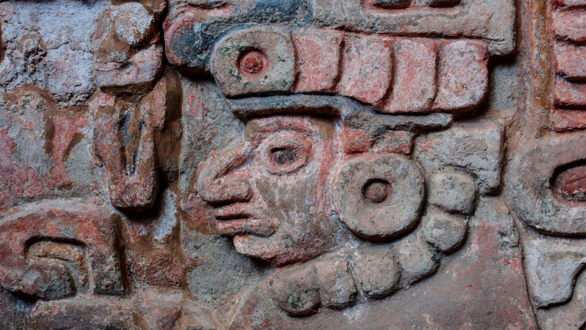 La Secretaría de Cultura y el INAH destacan el valor histórico y el gran estado de conservación de la Tumba 10 de Oaxaca. (INAH/CUARTOSCURO)