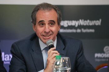 foto de archivo del viceministro