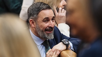 Los españoles creen que Vox y el PSOE son los partidos que utilizan más bulos y desinformación