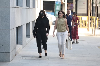 20/07/2026 La expareja de José Luis Ábalos, Jessica Rodríguez, a su llegada a la Audiencia Nacional para declarar como investigado en el 'caso koldo', a 20 de julio de 2026, en Madrid (España). La declaración de Jéssica Rodríguez, Joseba García e Ignacio Zaldívar se produce este lunes 20 de julio de 2026 ante el Juez Ismael Moreno en el Juzgado Central de Instrucción número 2 de la Audiencia Nacional, por los delitos de malversación y tráfico de influencias.
POLITICA
Eduardo Parra - Europa Press