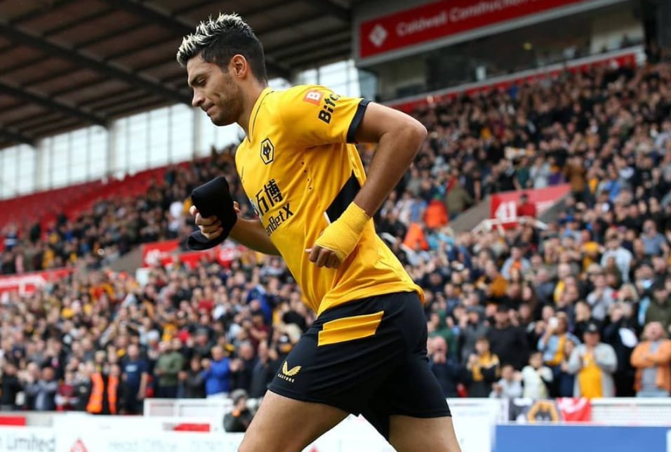 Tras su etapa en el Fulham y después de superar una fractura de cráneo, Raúl Jiménez regresó con gol al Wolverhampton y la afición retoma el “Sí, señor”.(Foto: Instagram/@raulalonsojimenez9)