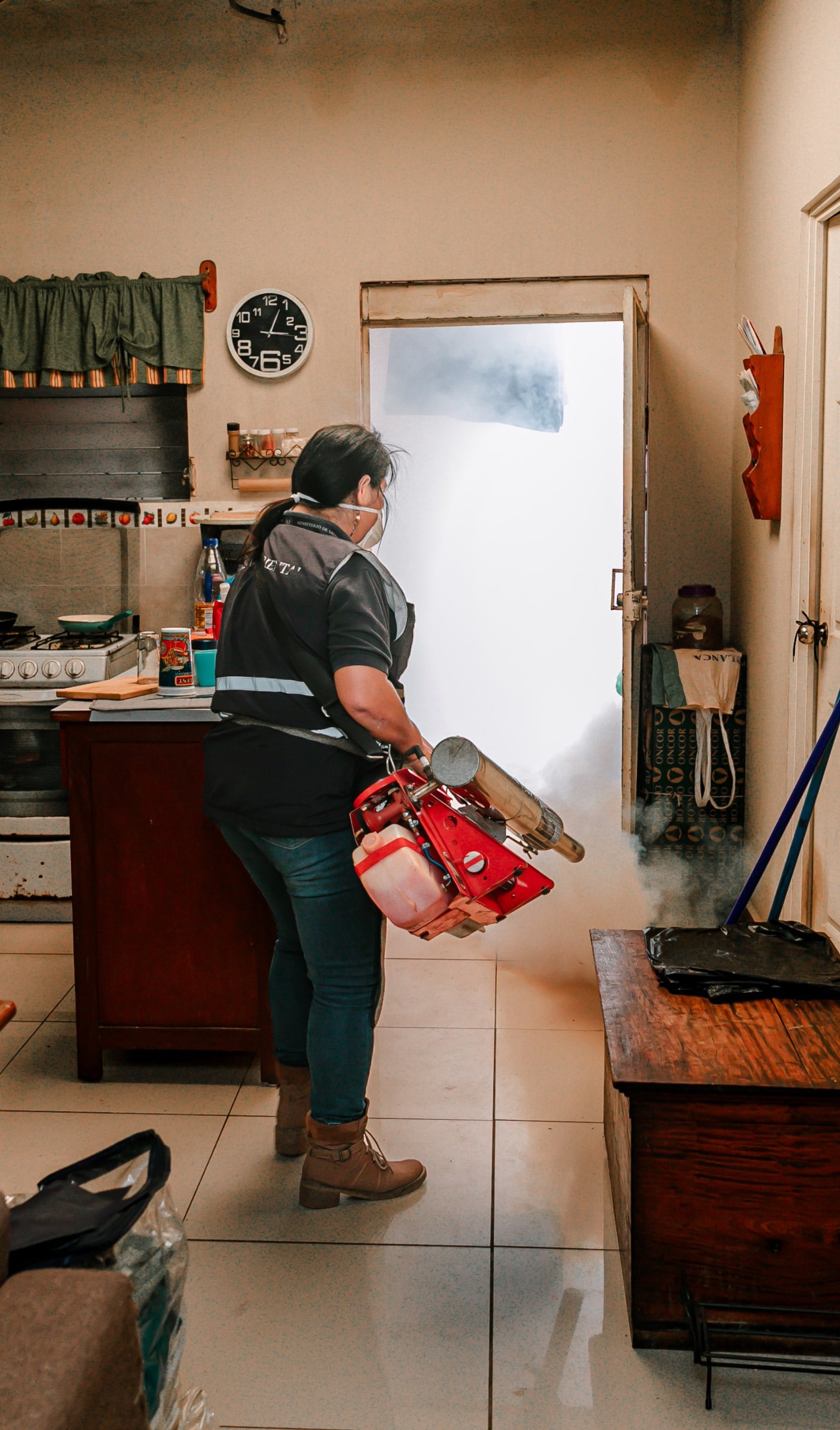 Expertos subrayan la importancia de la vigilancia epidemiológica y el fortalecimiento de la prevención comunitaria contra dengue, Zika y Chikungunya en El Salvador. (Foto cortesía Ministerio de Salud)