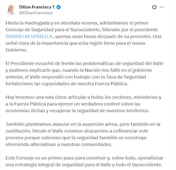 Dilian Francisca Toro confirmó que la reunión con el presidente De la Espriella se extendió hasta la madrugada del sábado 8 de agosto de 2026 - crédito @DilianFrancisca/X