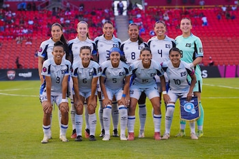 El talento salvadoreño ha sido clave para escalar posiciones en el ranking mundial y soñar con la Copa del Mundo de Brasil 2027 (Foto cortesía Selecta SV).