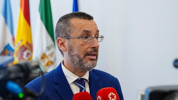 Alcalde de La Línea aplaude