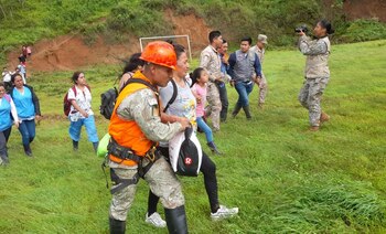 Se desarrollan evacuaciones aeromédicas a