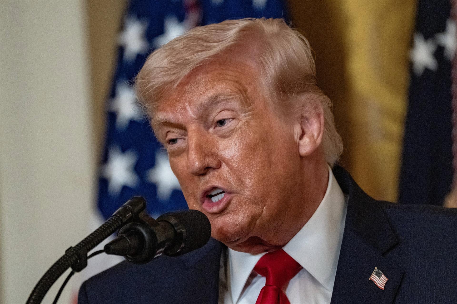 El presidente de Estados Unidos flexibilizó temporalmente sanciones al petróleo ruso (Europa Press)