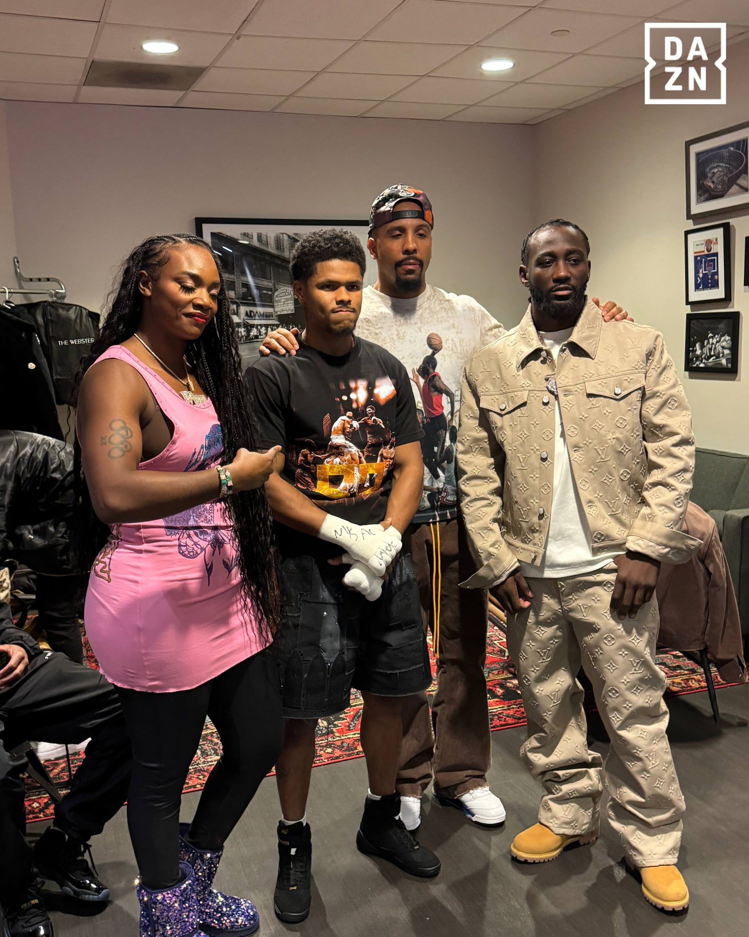 Shakur vs Teófimo (X@DAZNBoxing)