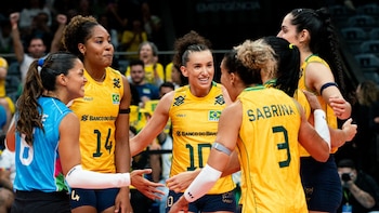 Brasil aplastó 3-0 a Venezuela en su debut y llega con confianza para enfrentar a Perú en Sudamericano de Vóley 2026