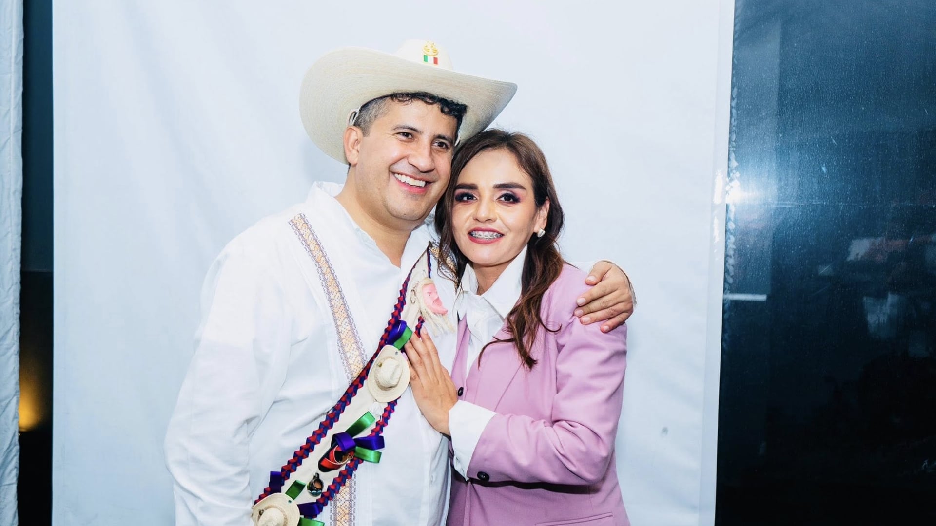 Grecia Quiroz responde a ataques y reafirma compromiso con su labor en Uruapan