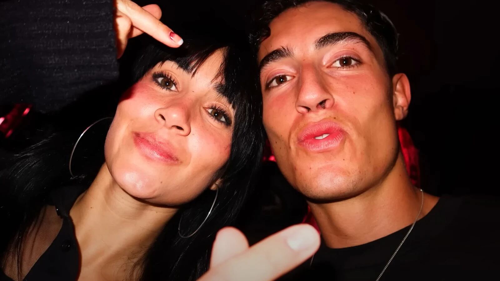 Aitana y Plex en una imagen compartida por él en su canal de Youtube (YOSOYPLEX).