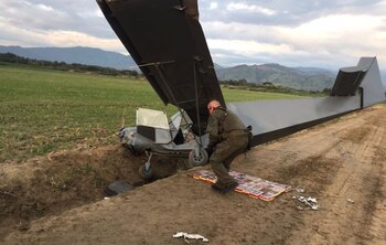 Construyeron una avioneta casera e