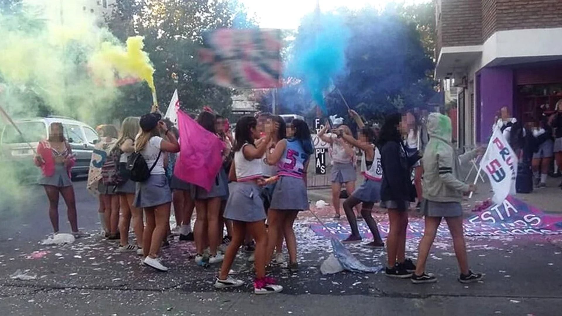 La policía de San Juan intervino en cuatro fiestas de UPD y clausuró varias celebraciones con presencia de menores y alcohol