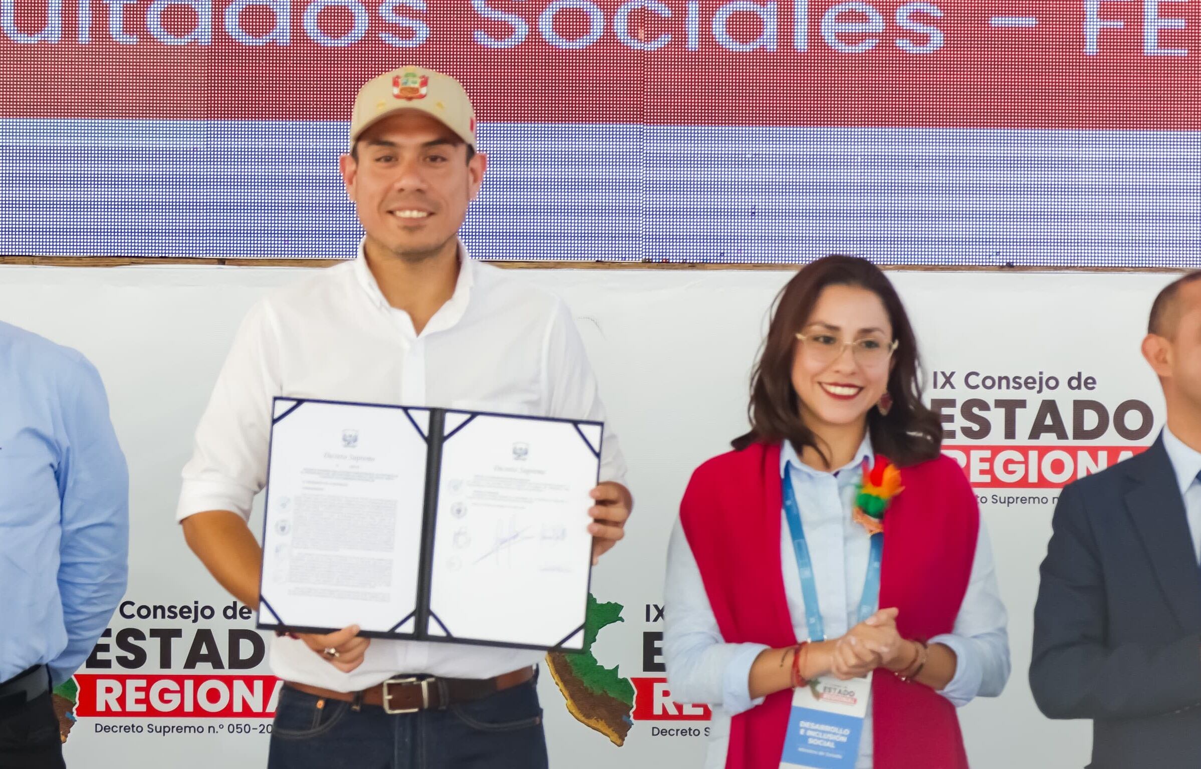 George Forsyth habría facilitado el ingreso al MIDIS de Lesly Shica, la ministra más cercana a José Jerí