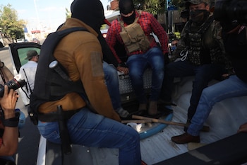 presuntos elementos ministeriales (Foto: Twitter@MetropolitanoAg)