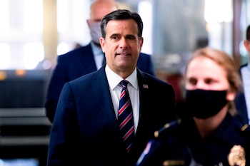 En la imagen, el director