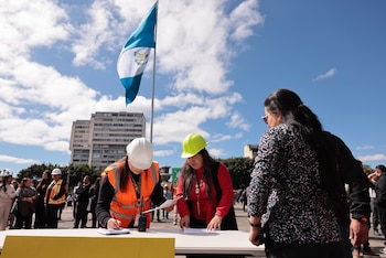 Fotografías: Presidente Bernardo Arévalo de