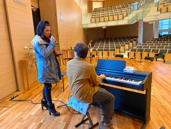 La escuela ofrece tres especialidades: