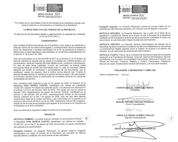 Cepeda confirmó que tenía una licencia ordinaria no remunerada concedida por la Mesa Directiva del Senado para el 7 de agosto de 2026, mediante la Resolución 004 del 6 de agosto - crédito @AbgLoreLazaro_/X