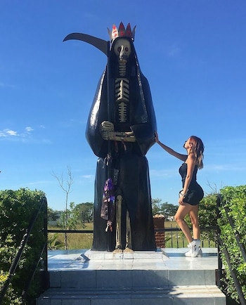 Macarena Hanna Bustamante se muestra