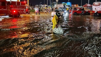 Fuertes lluvias dejaron vías principales bajo el agua en Soacha: las calles se llenaron de lodo y piedras