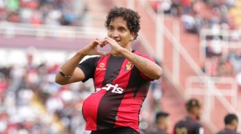 Jean Pierre Archimbaud tras triunfo