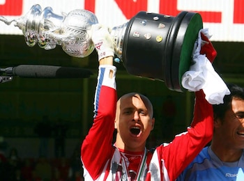 A casi dos décadas de conquistar el Apertura 2006, el exfutbolista mantiene la ilusión de despedirse de la afición rojiblanca con un partido especial y no descarta regresar a la institución desde el banquillo.
