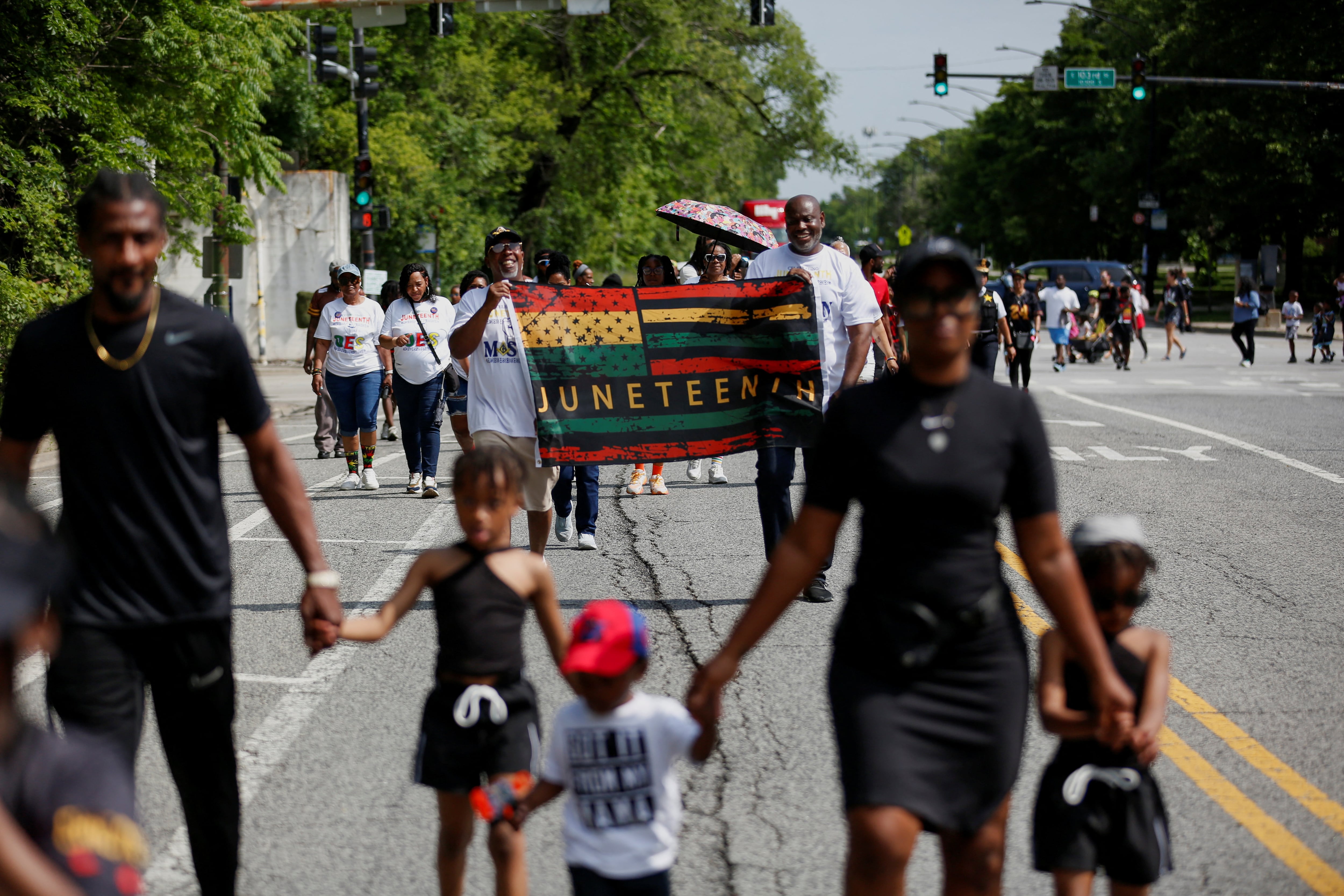 El Juneteenth deja sin correo, sin atención bancaria presencial y sin trámites federales disponibles este 19 de junio (REUTERS/Octavio Jones)
