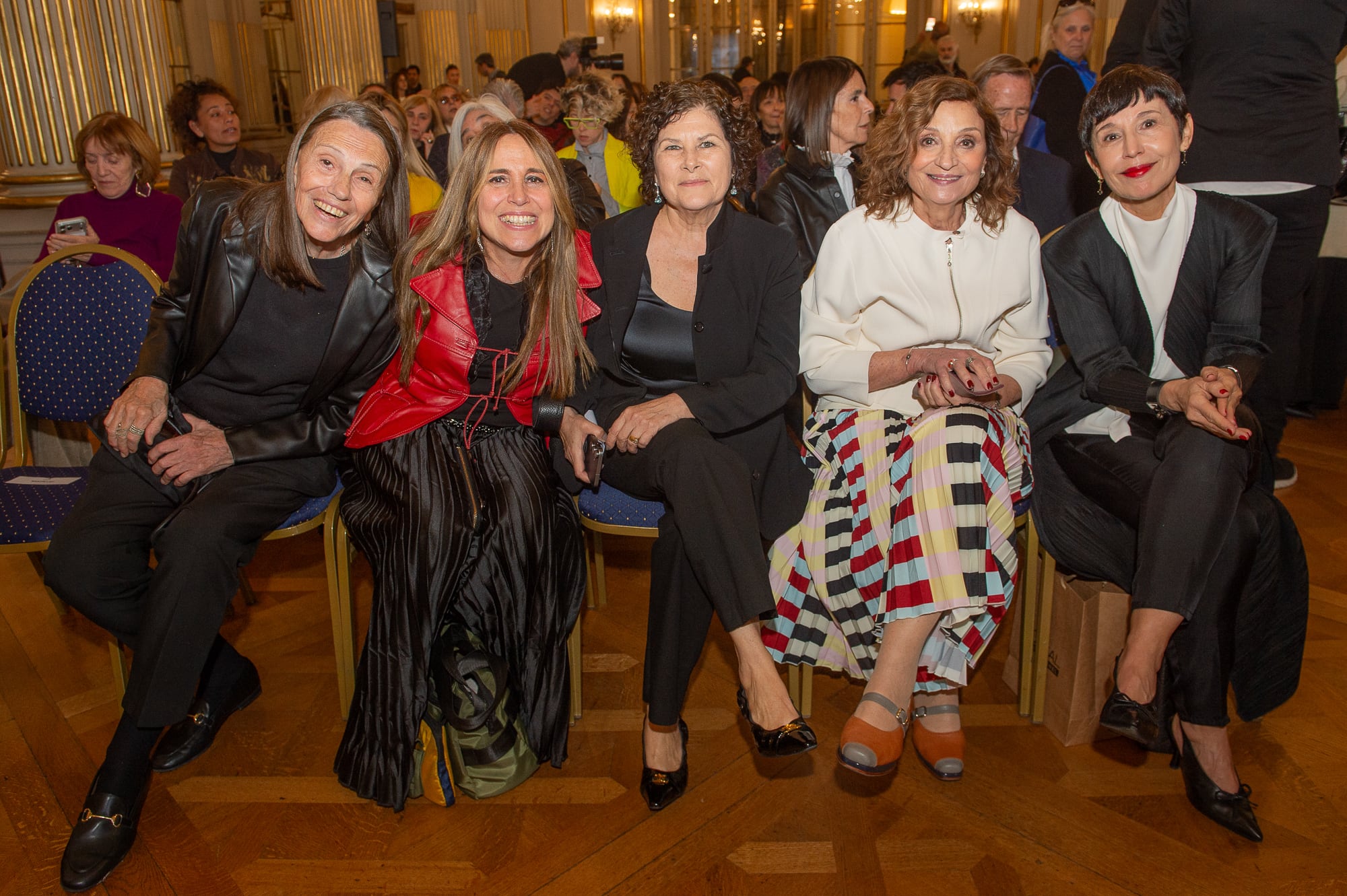 Josefina Laurent (productora en La Nación revista y ¡Hola!), Daniela Blanco (directora editorial de Infobae), Carola Sainz (ex editora de revista Viva), Teresa Napolillo (editora en Marie Claire Argentina) y Ana Torrejón (de L'Officiel Argentina), fueron reconocidas por sus recorridos en la comunicación, la edición y el estilismo de moda