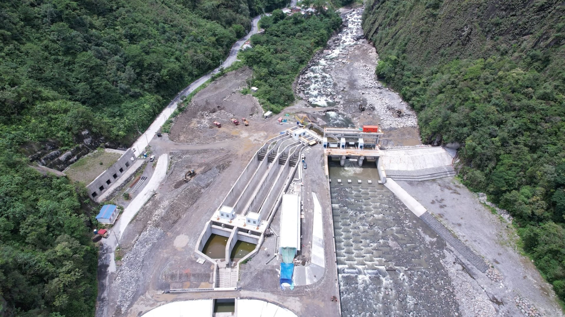 La infraestructura de la central hidroeléctrica San Gabán III en Puno forma parte de las inversiones energéticas de la empresa China Three Gorges Corporation en Perú.