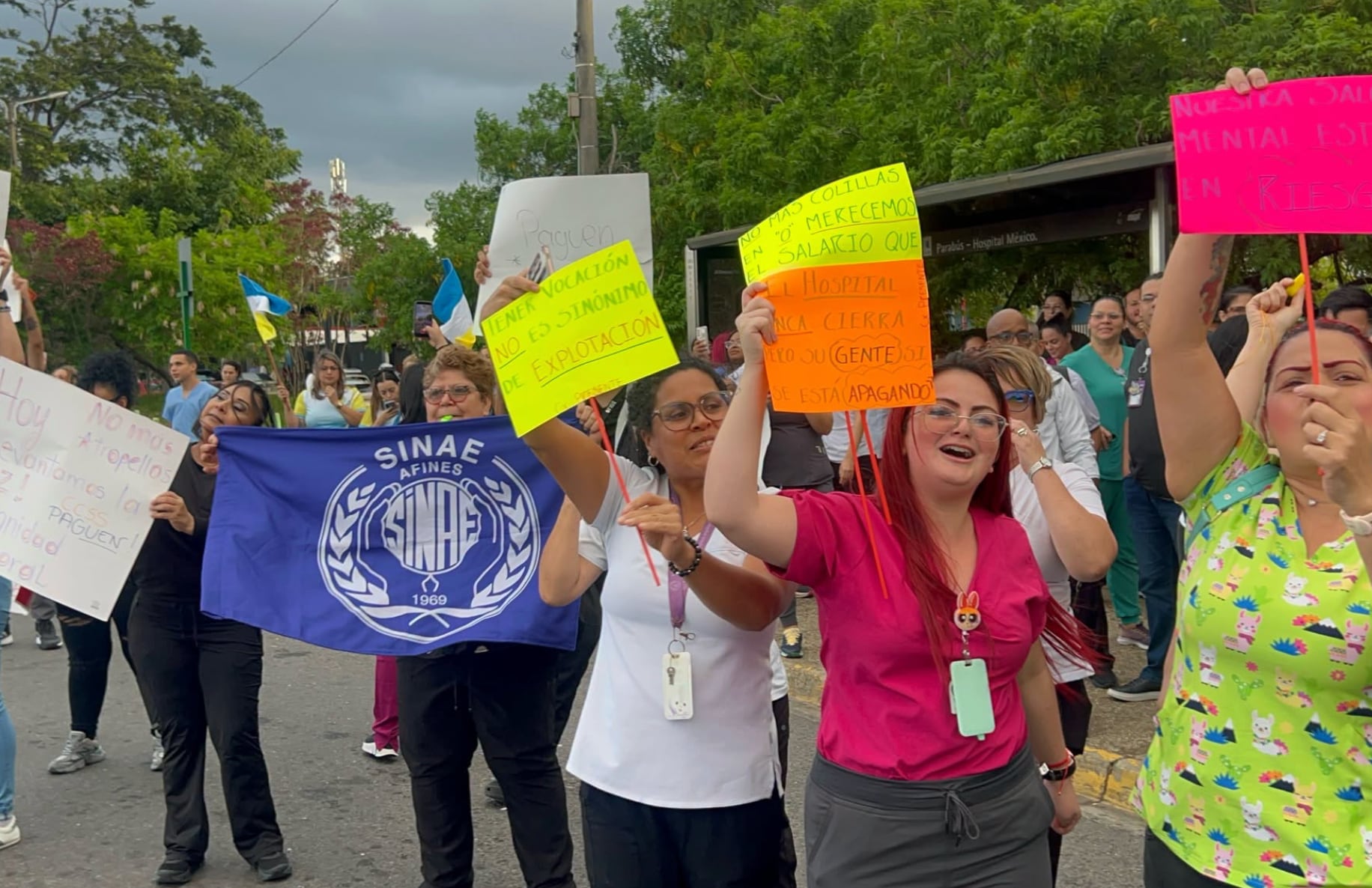 Los sindicatos de la Caja Costarricense de Seguro Social cuestionaron las cifras oficiales sobre los trabajadores afectados por problemas en el pago de sus salarios. Crédito: SINAE Afines
