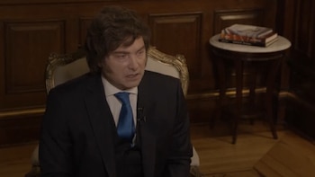 Javier Milei volvió a respaldar a Manuel Adorni y explicó por qué no avanza a la dolarización