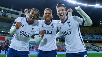 André Carrillo fue vacilado por