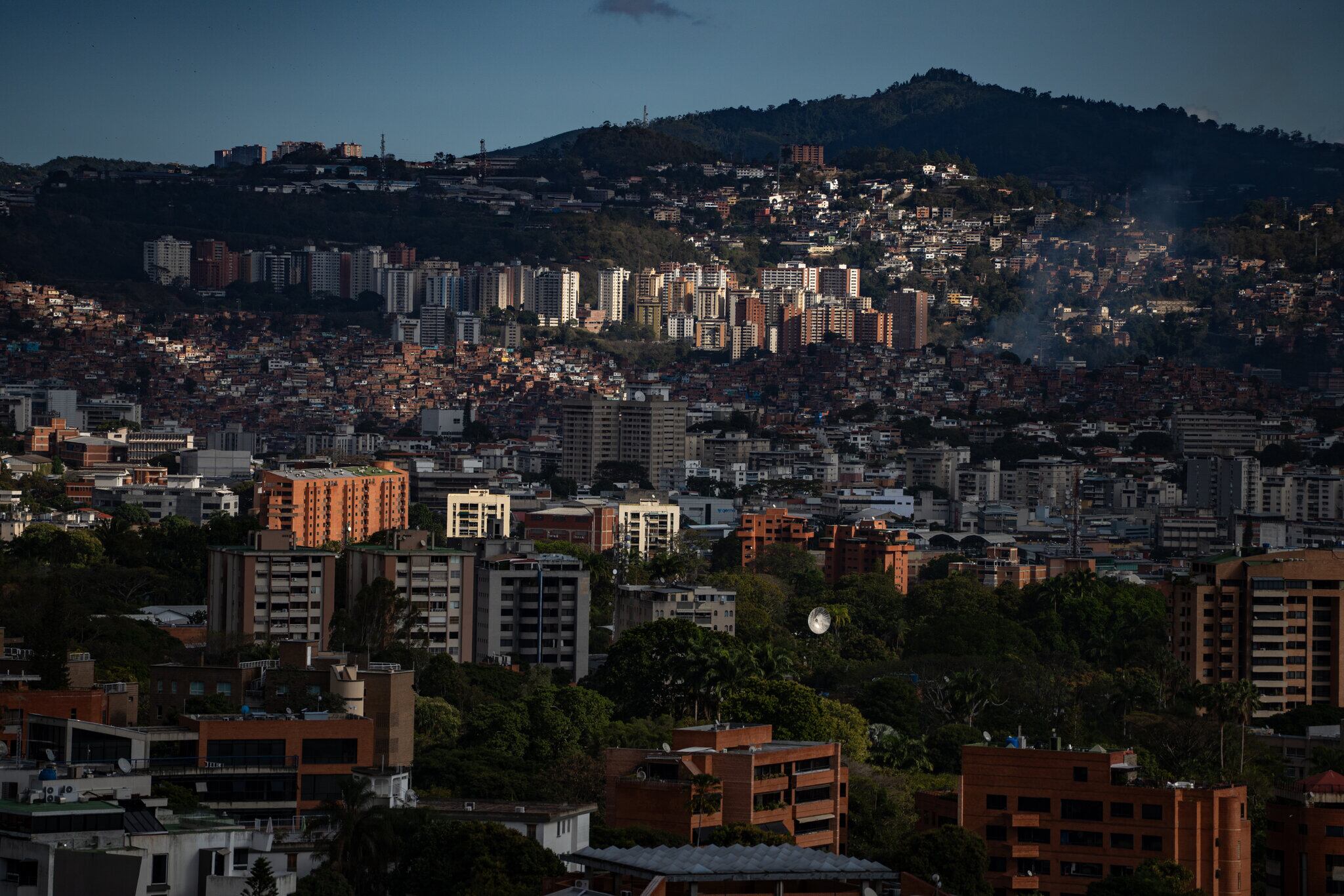 La captura del presidente Nicolás Maduro de Venezuela ha ayudado a estimular un creciente interés en comprar bienes raíces en el país. Alejandro Cegarra / The New York Times