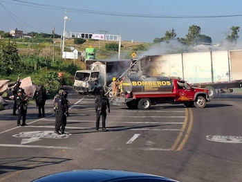 Los bloqueos afectaron carreteras de municipios como Zamora, Ecuandureo, La Piedad y Sahuayo tras el operativo federal. (Crédito: Secretaría de Seguridad Pública de Michoacán)