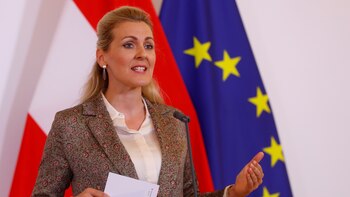 La ministra de Trabajo de