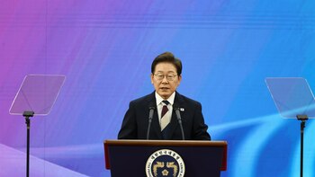 Lee toma posesión como presidente