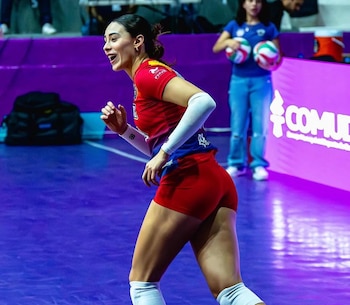 Melissa Garciglia se coronó campeona en México con Coronelas de Durango.