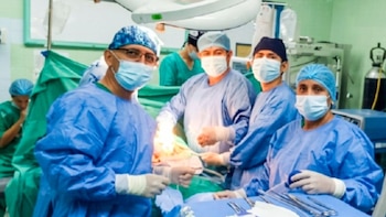 Cirujanos extraen tumor de cinco kilos y salvan la vida de paciente en Chiclayo