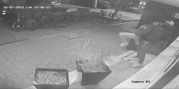 El ladrón aplicó una "llave