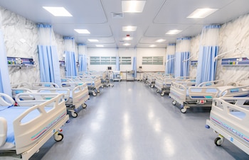 El proyecto, que beneficiará a más de 230 mil habitantes de uno de los municipios más densamente poblados de San Salvador, está diseñado para ofrecer atención médica integral y rápida en un entorno de infraestructura y equipamiento actualizado.