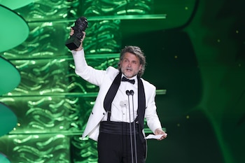 Salva Reina recibe el premio