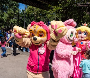 Los personajes favoritos de los niños y niñas no faltaron (Foto cortesía alcaldía de San Salvador)
