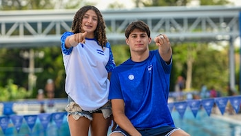 Yohamy Flores y Niccolo Pilenga, la historia de dos nadadores que llevarán a El Salvador a los Juegos Olímpicos de la Juventud Dakar 2026