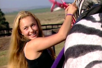La caída de una cebra a los 14 años desató el dolor que persiguió a Hayden Panettiere hasta su muerte
